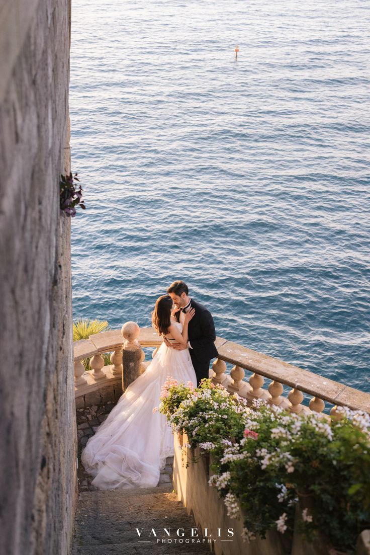 Golden Hour Wedding Portrait Poses